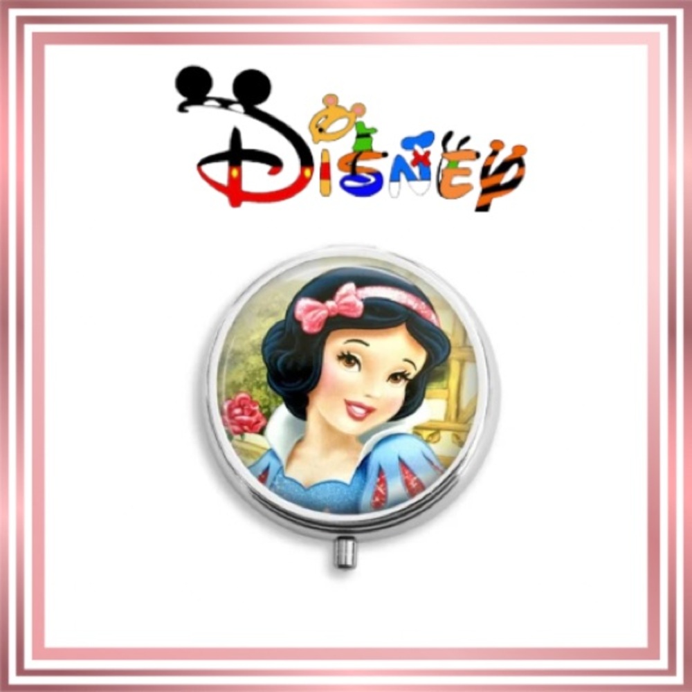 Hand Crafted SNOW WHITE Silver Toned Pill Case/Holder/Trinkets Box